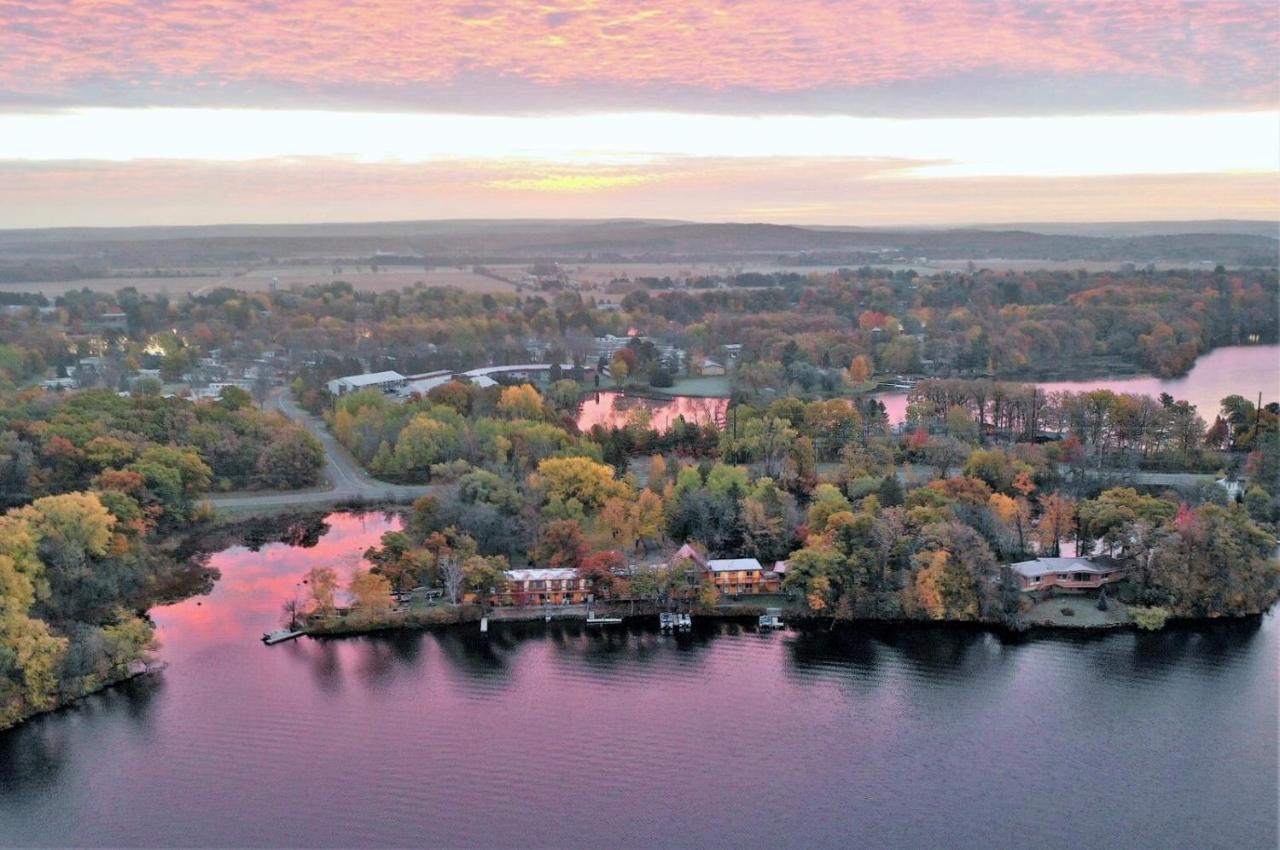 Curriers Lakeview Lodge Rice Lake Esterno foto